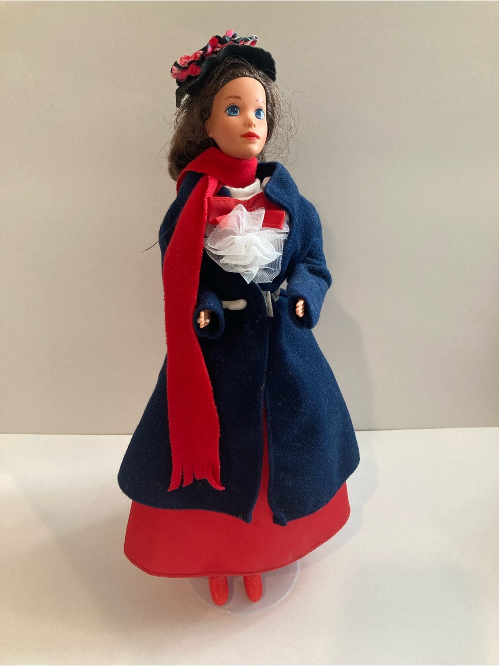 1993 Walt Disney’s Mattel Mary Poppins Barbie Doll with Hat, Scarf, Coat. Clean